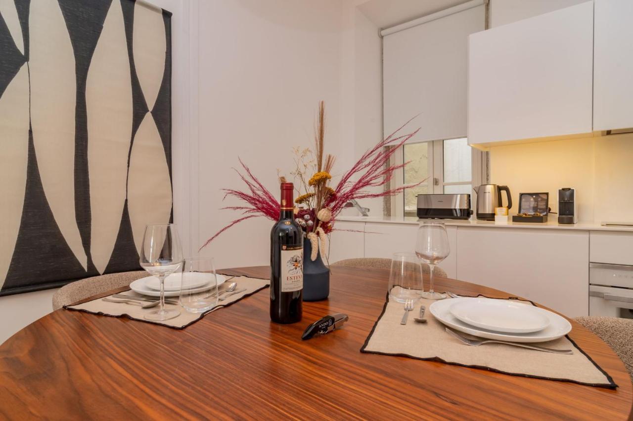 Ando Living - Santa Justa 77 House Lägenhet Lisboa Exteriör bild